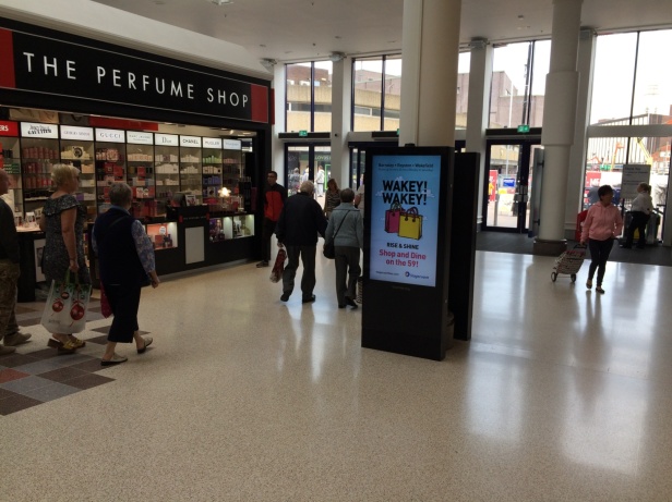 Shopping Mall Advertising - Media Planning & Buying Specialists -