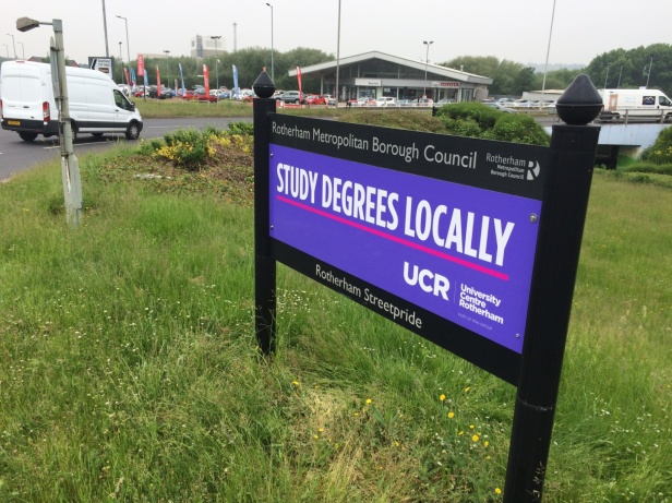 Roundabouts and Boundary Sign Advertising - Planning & Buying Experts -